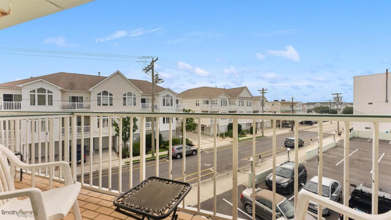 225 E Wildwood Ave, Unit 321 Villa Exterior photo